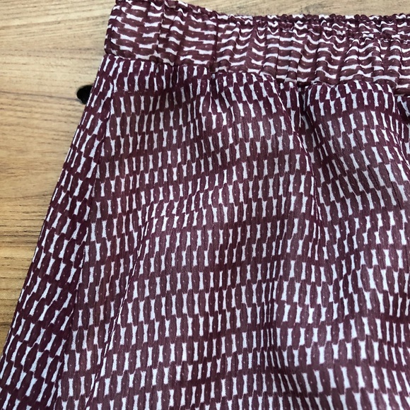 GAP Maxi Skirt Dark Maroon White Pattern w/ lining - Picture 2 of 11